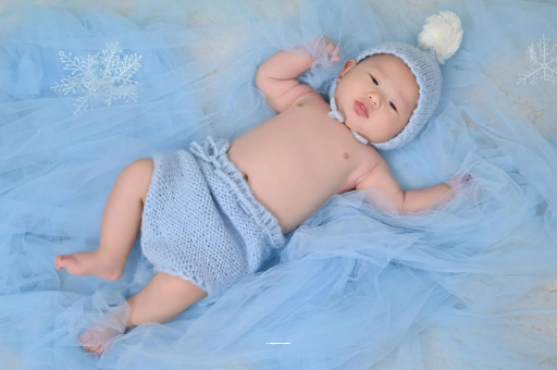 安顺宝宝眼睛肿是什么原因